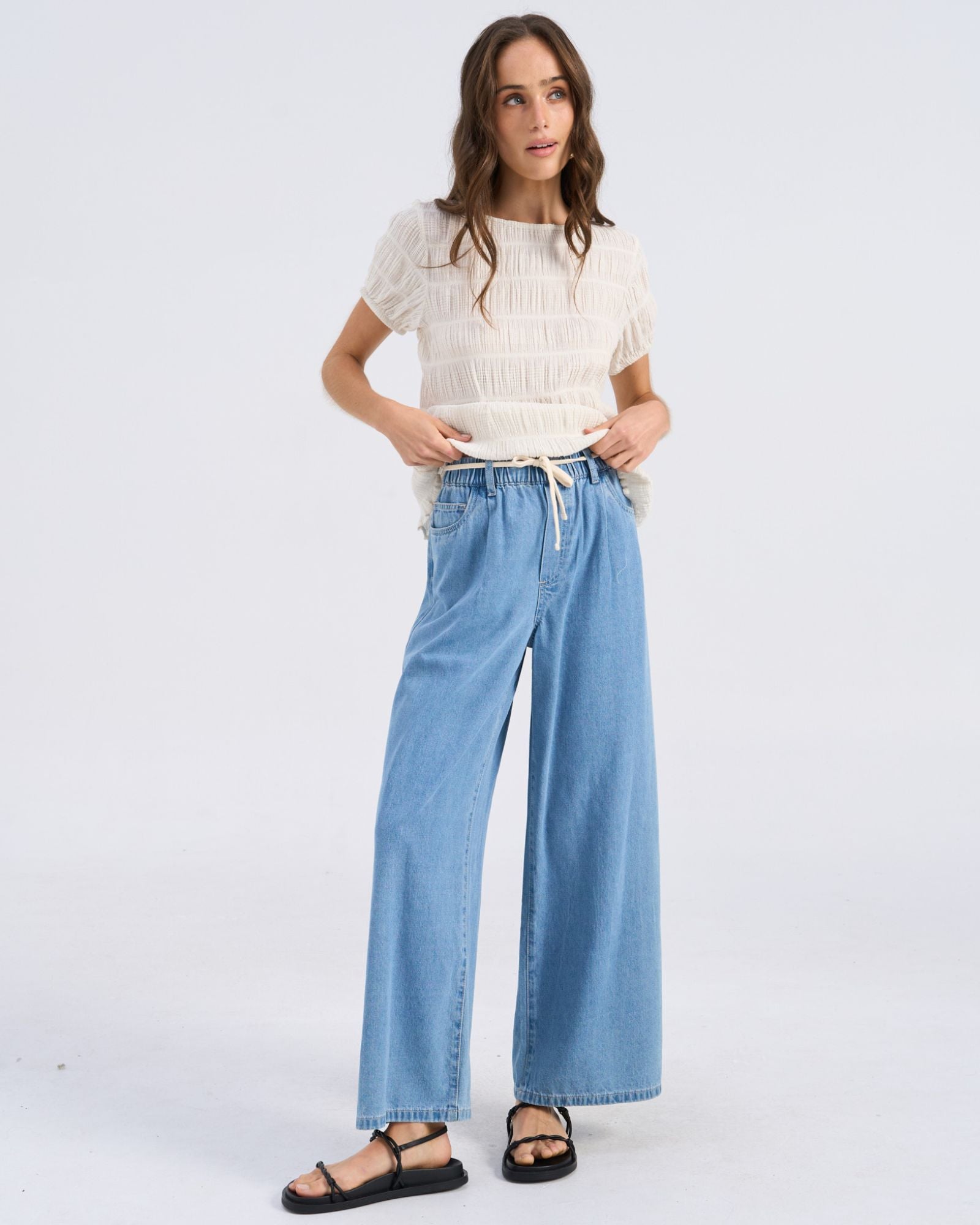 VMVALERIA WIDE LEG JEANS